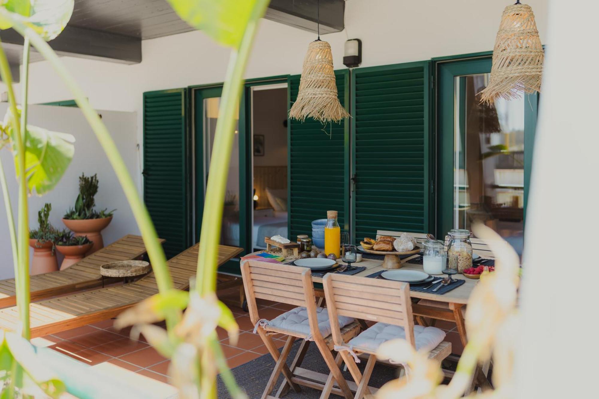 Surf Guesthouse - 7Min Walk To The Beach Pataias Buitenkant foto